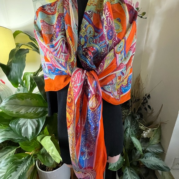 Hermès Paris Le Songe De La Licorne Silk Shawl Wrap Scarf.🧣🍂🍁 - Picture 4 of 16